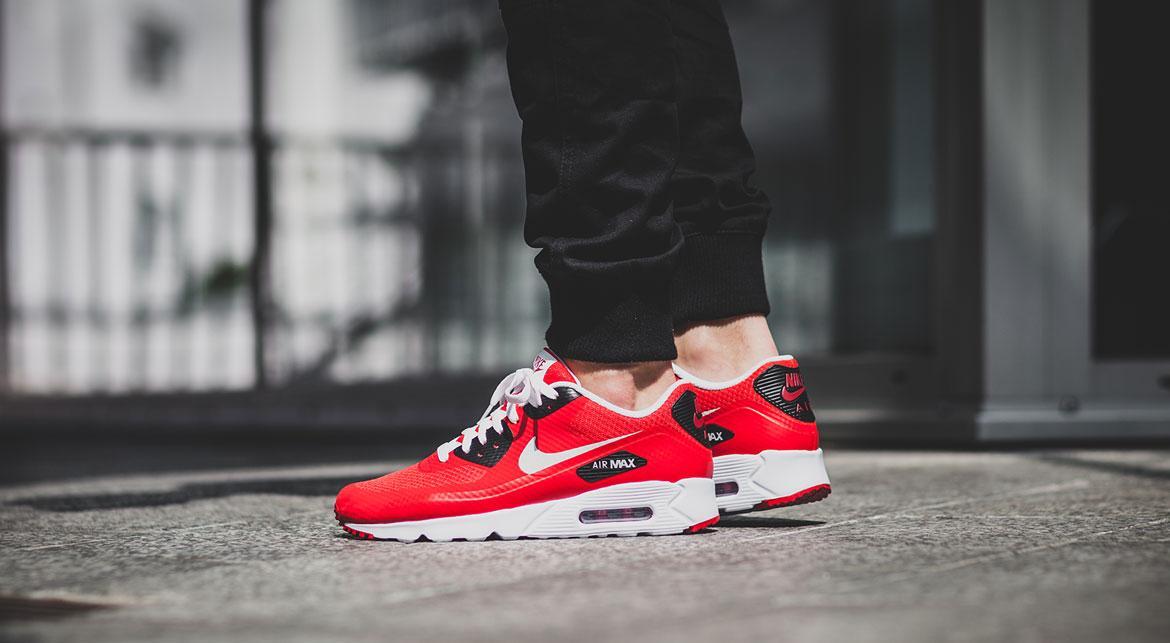 Nike Air Max 90 Ultra Essential 